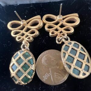 Elegant Gold and Green Earrings